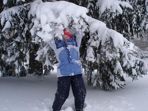 Watch all the snow fall on my head!